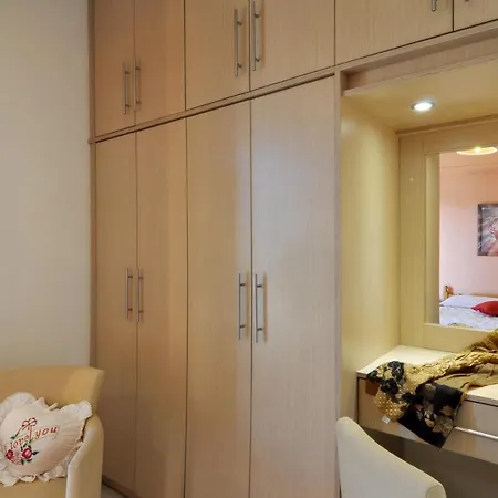 Marilena And Apartament